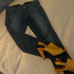 Paige ‘Skyline Skinny’ crop jeans. Size 27
